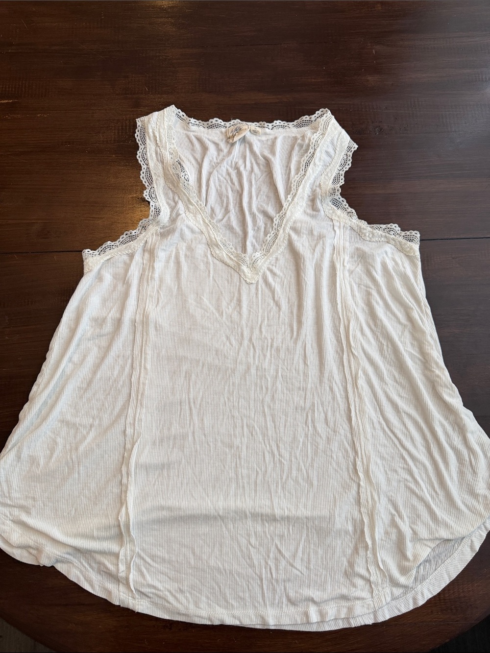 Women’s White Lace-Trim V-Neck Tank Top 15